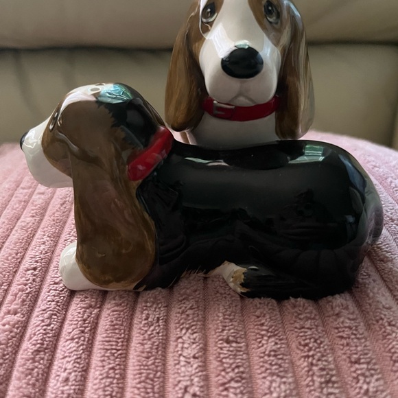 Ceramic Dog Salt and Pepper Shakers - Brown and White - Picture 3 of 7